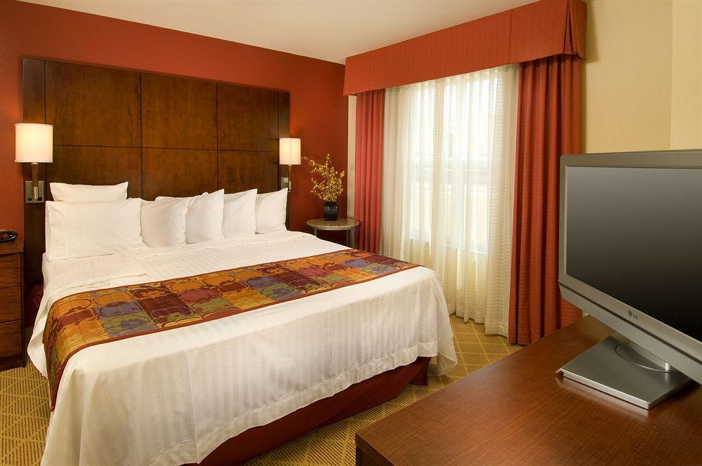 Residence Inn By Marriott San Antonio Seaworld / Lackland Habitación foto